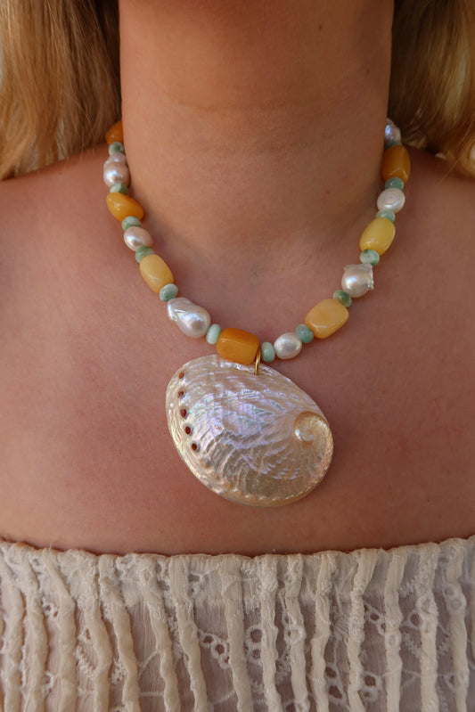 MIA NECKLACE