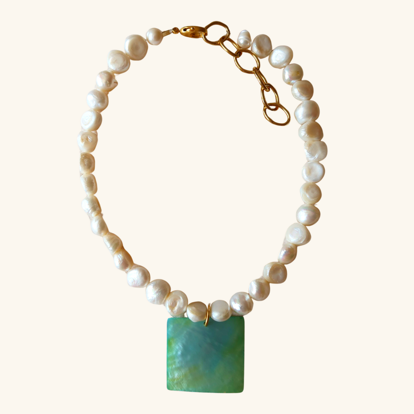 ISLA NECKLACE