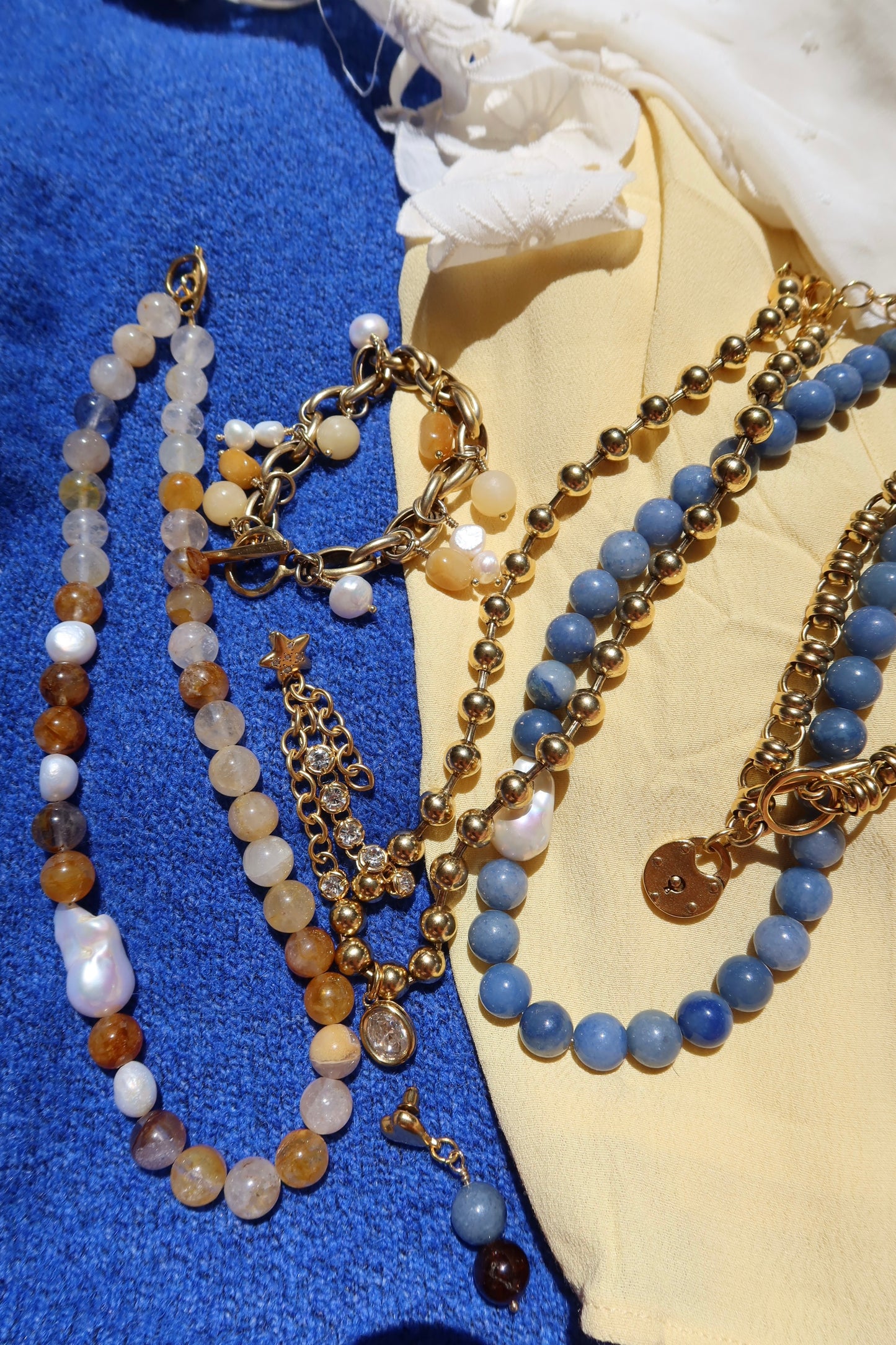 MOLLY NECKLACE