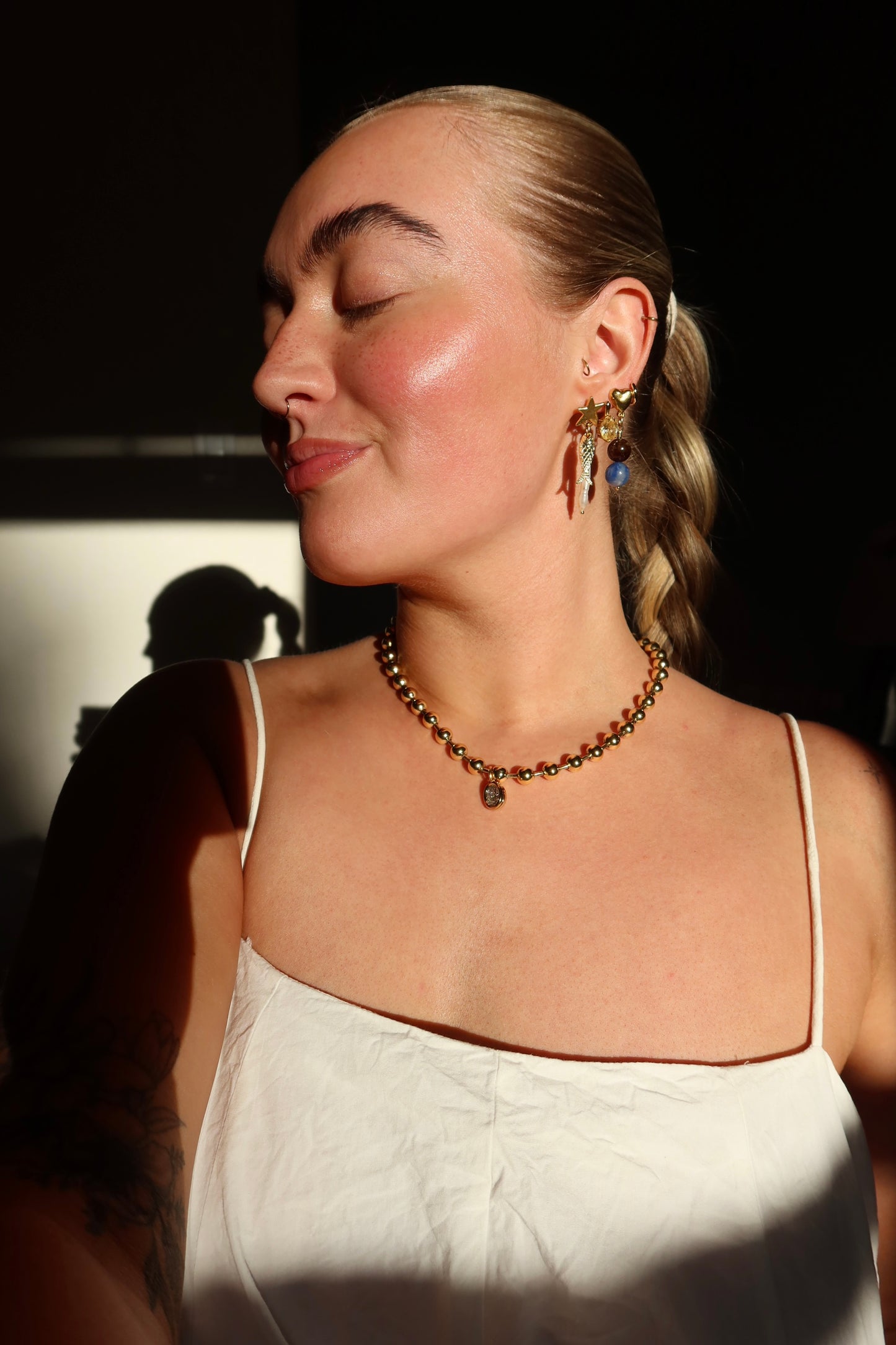 MOLLY NECKLACE