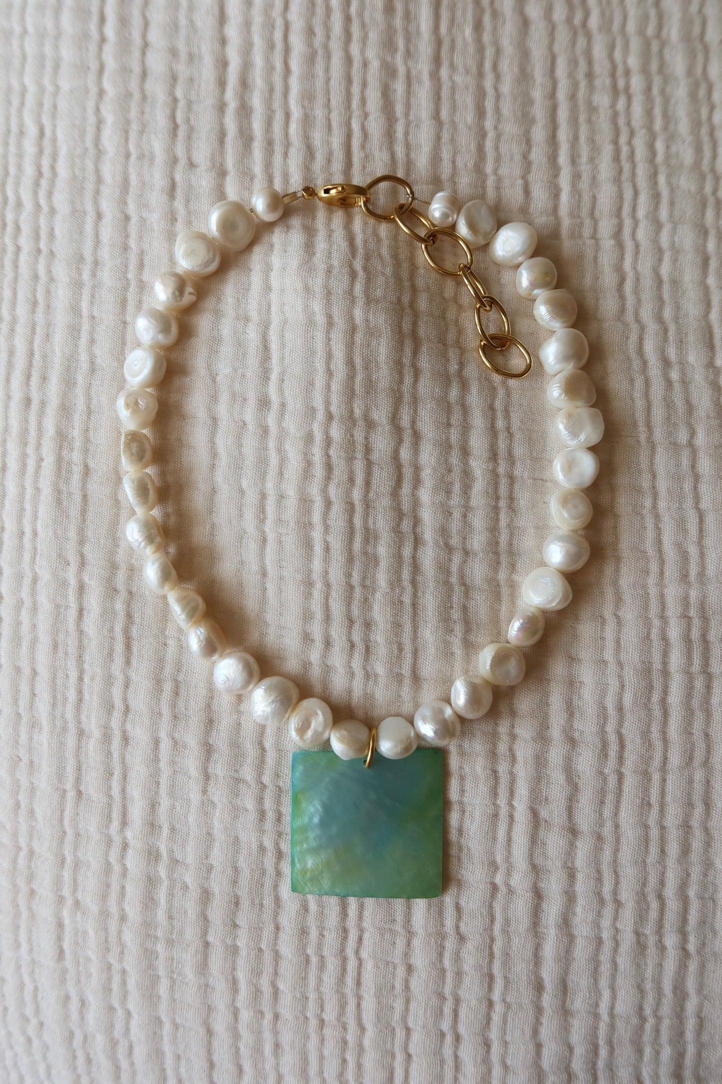 ISLA NECKLACE