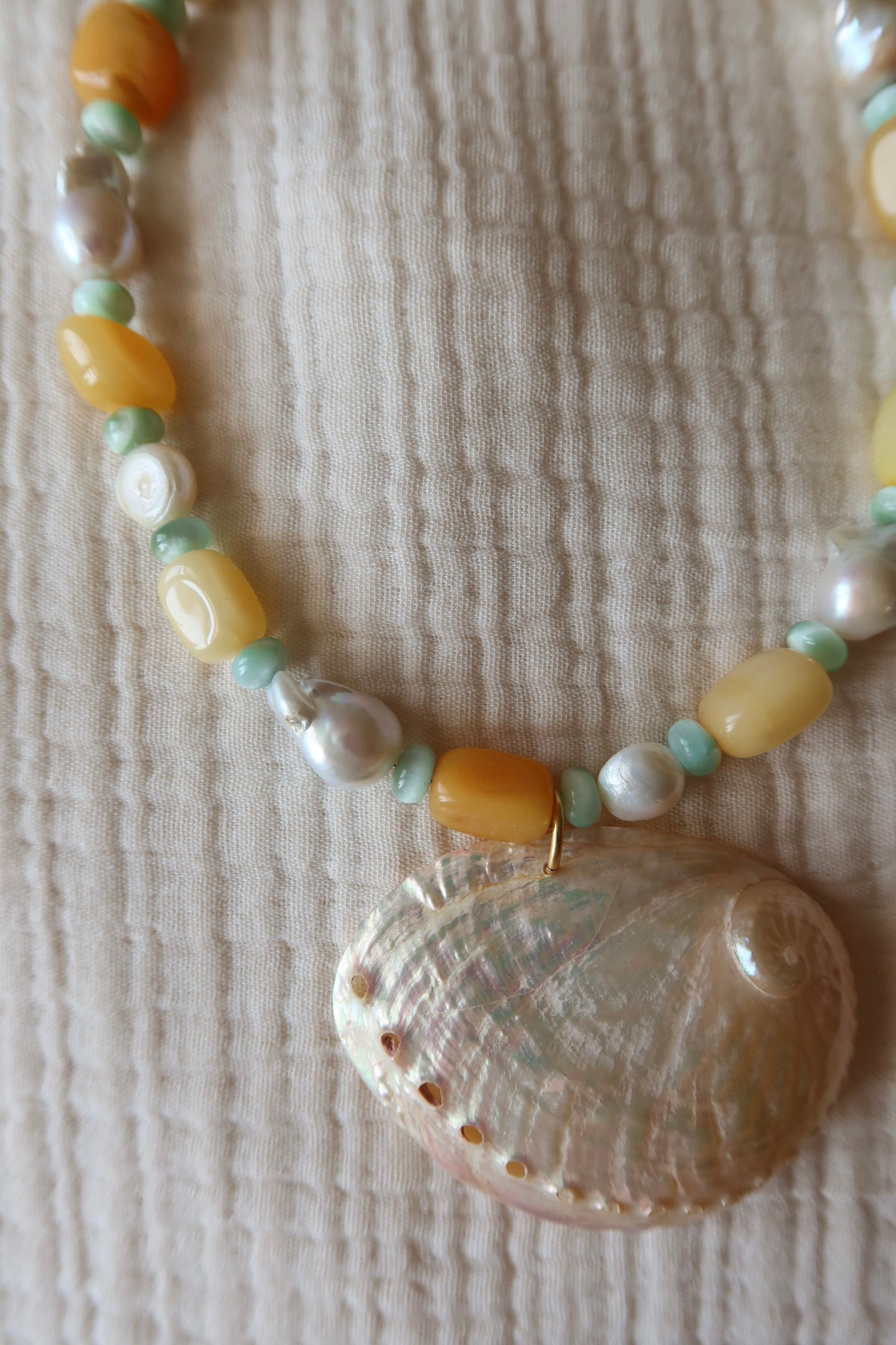 MIA NECKLACE
