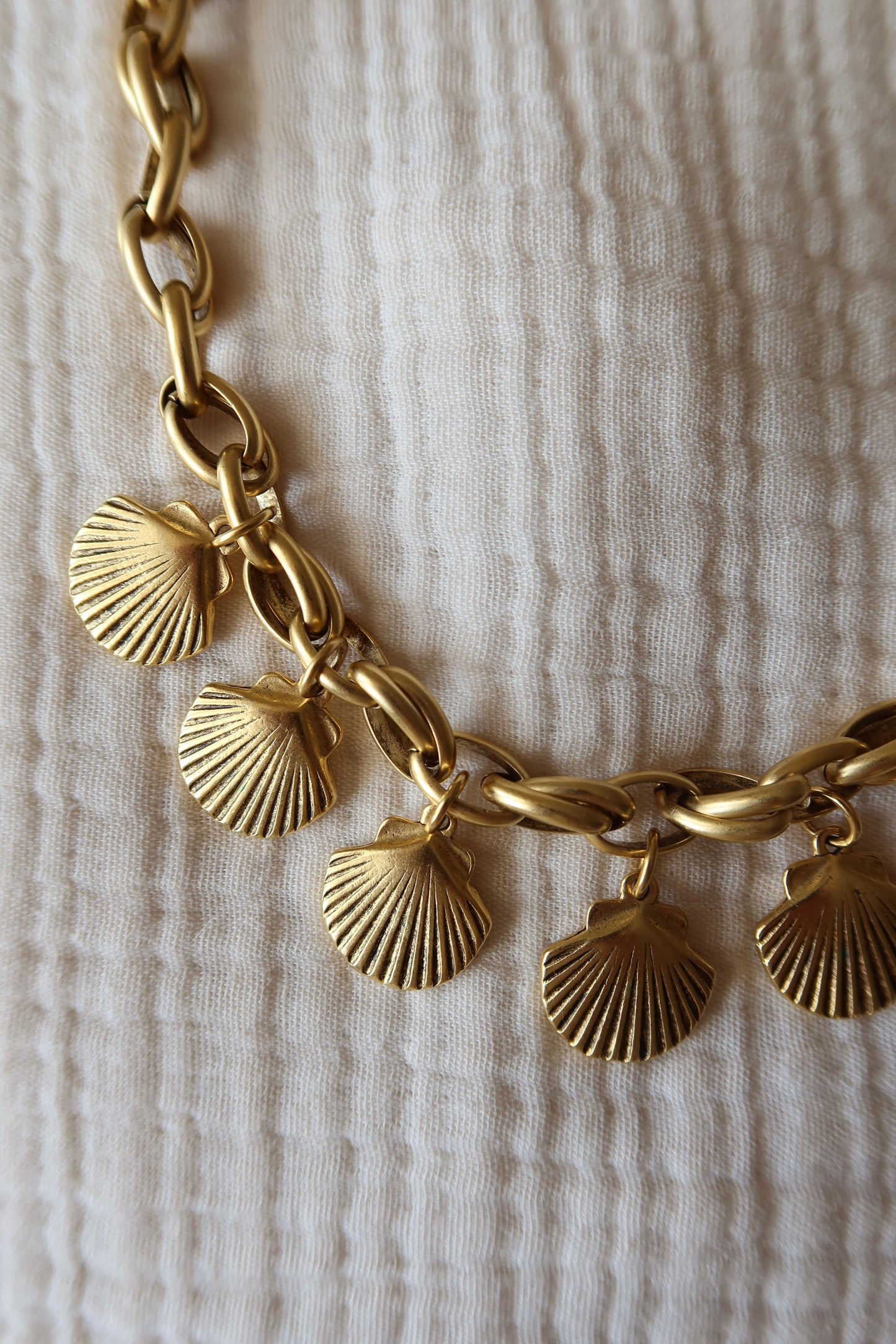 COAST NECKLACE