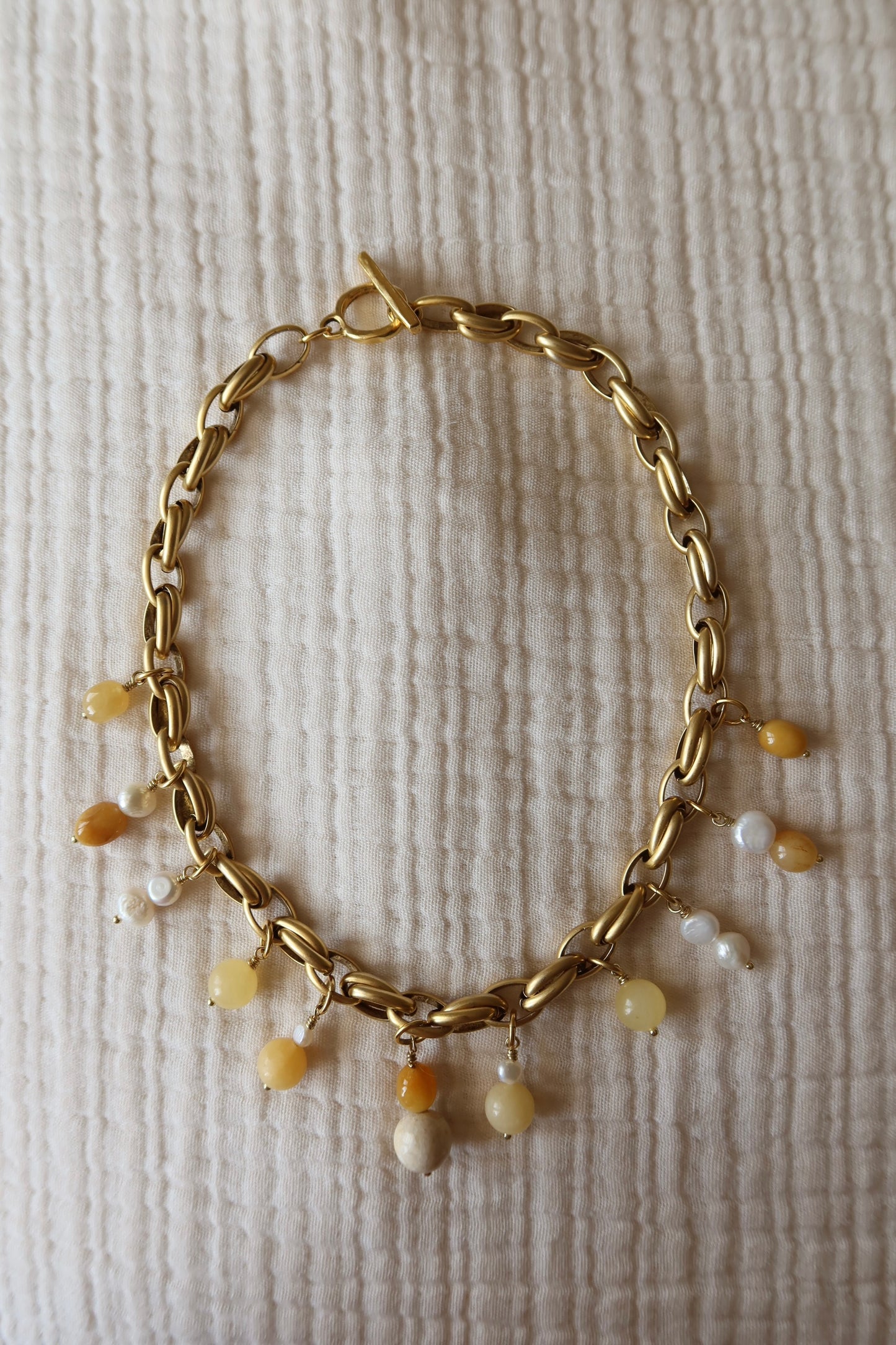 SUNDAY NECKLACE