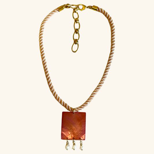 CAPRI NECKLACE
