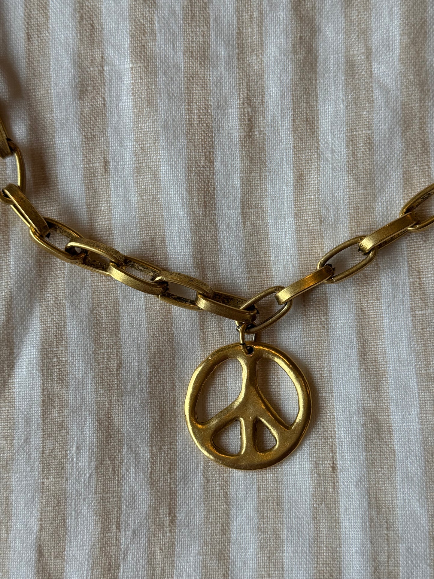 STEVIE NECKLACE