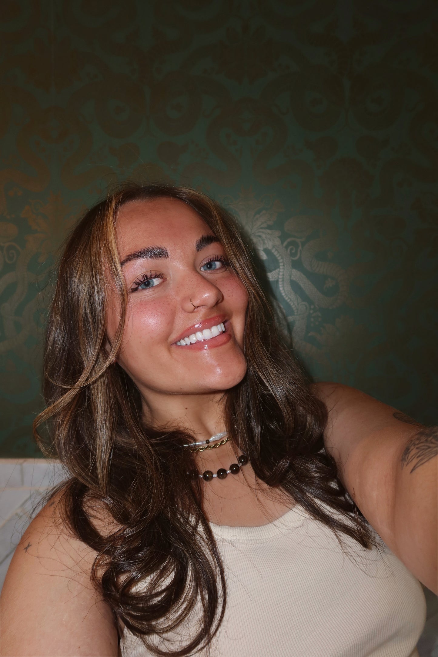 DELLA NECKLACE