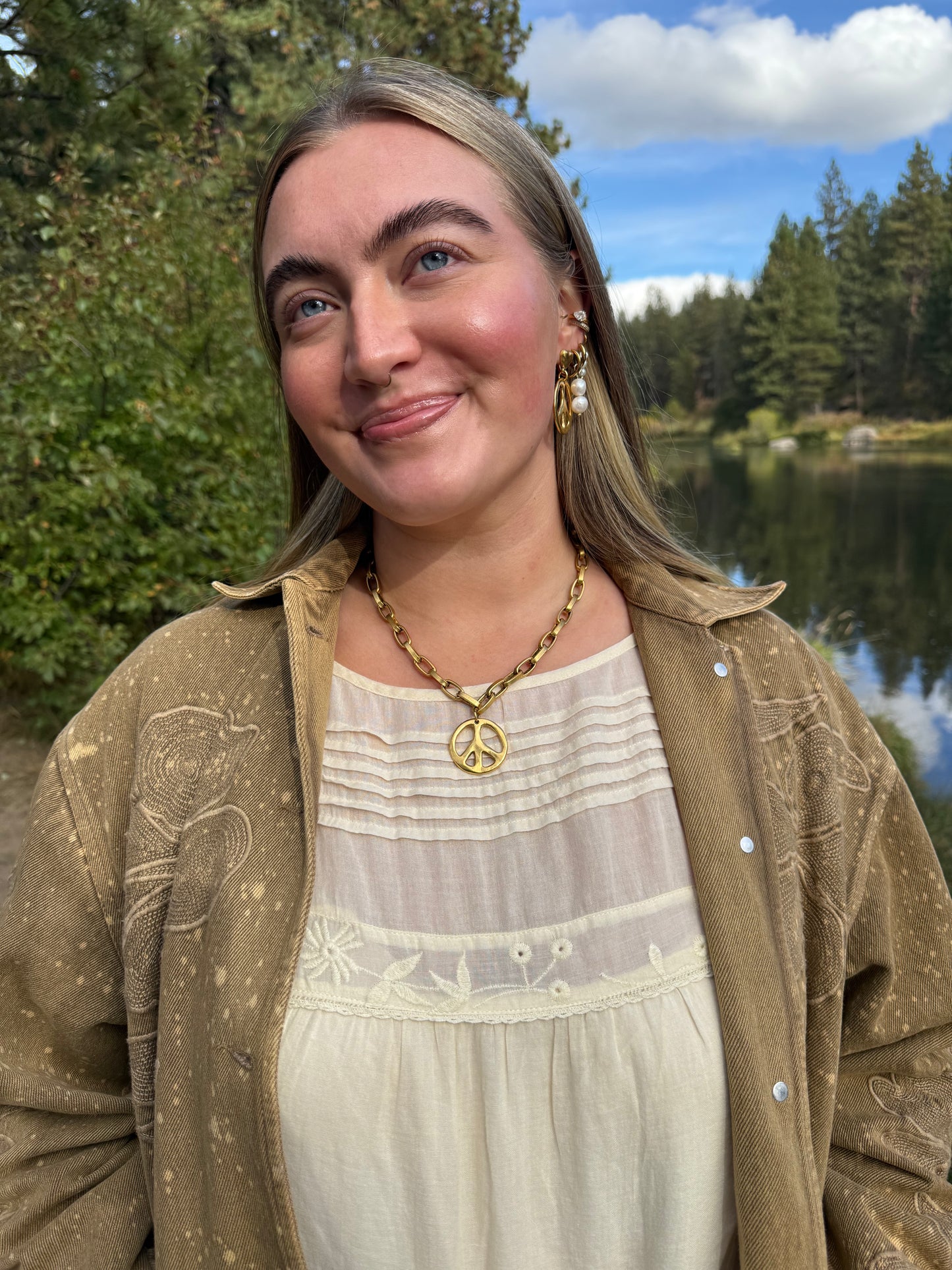 STEVIE NECKLACE